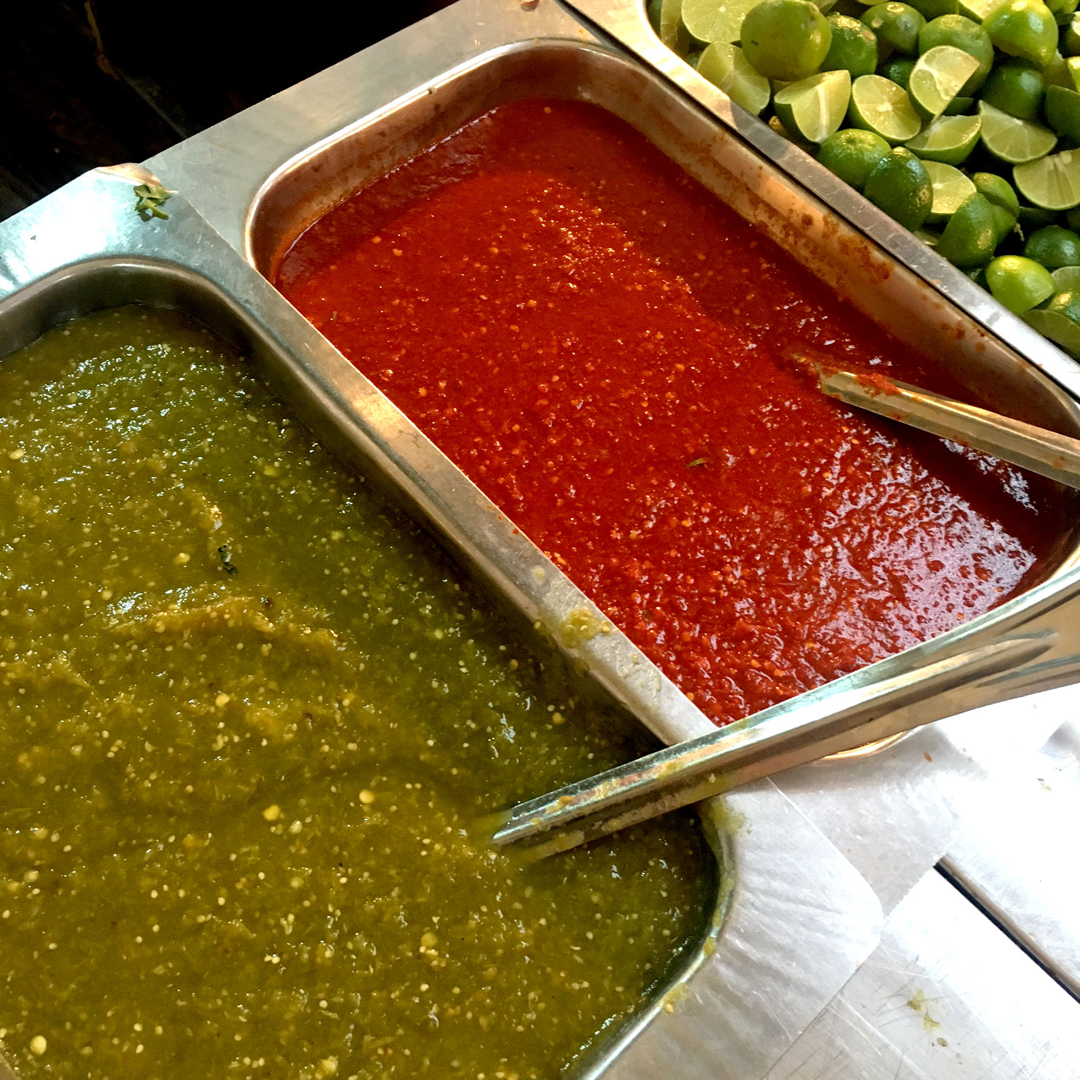 Red salsa vs Green salsa